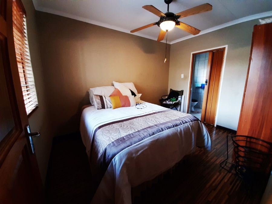 5 Bedroom Property for Sale in Sasolburg Ext 11 Free State